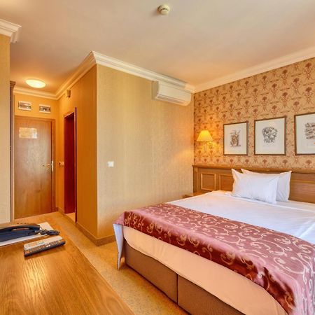 Hotel Club Central Хисаря Экстерьер фото
