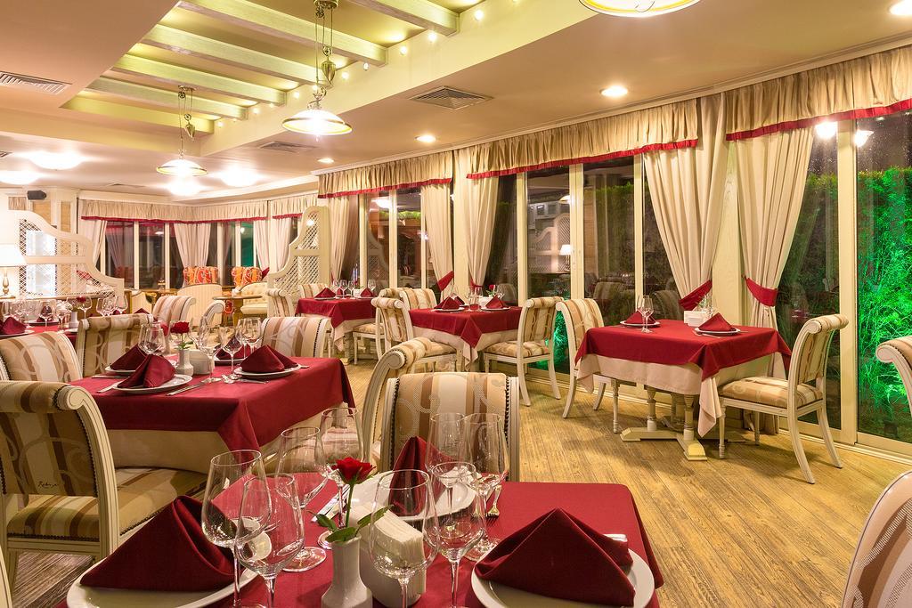 Hotel Club Central Хисаря Экстерьер фото