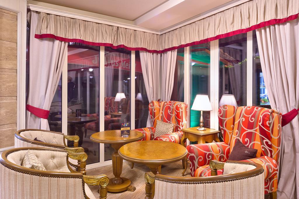 Hotel Club Central Хисаря Экстерьер фото